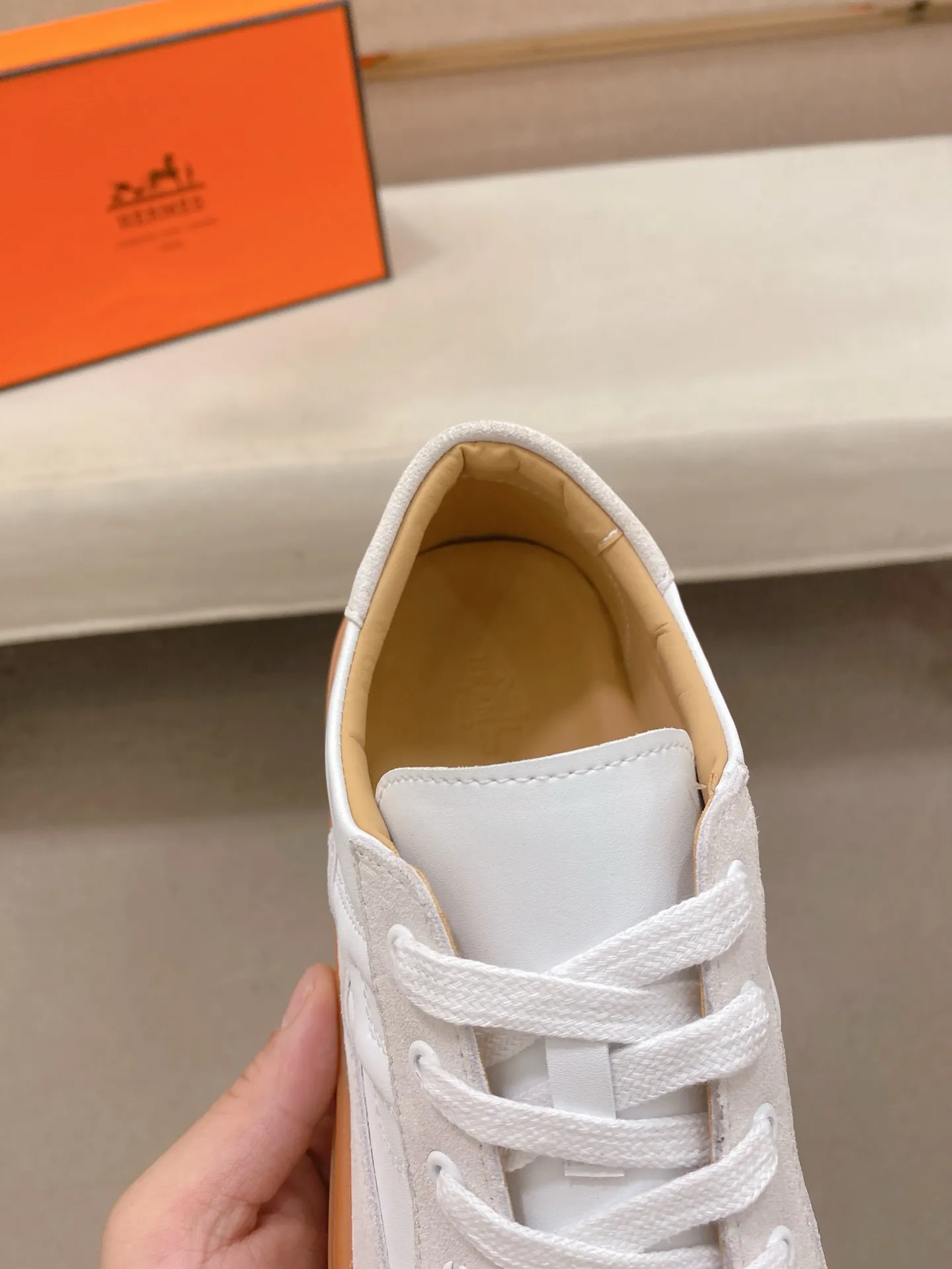 Men's clothing and shoes💰: 400💰Couple model💏"HERMES"【Classic original single version】Hermès; top 🔝purchasing agent🔍🔍latest 🇺🇸 counter sale simultaneously, original version imported from Italy ▲▲ox Leather ▲▲Exquisite workmanship (Italian 🇮🇹Imported water-dyed 🐂cowhide lining) sole: Original sole provided by the original factory, ⚠️exclusive double-layer activity·TPR·rubber·combined molded outsole; Male and female code numbers: 36-44 (can be customized to 45/46, non-refundable)
